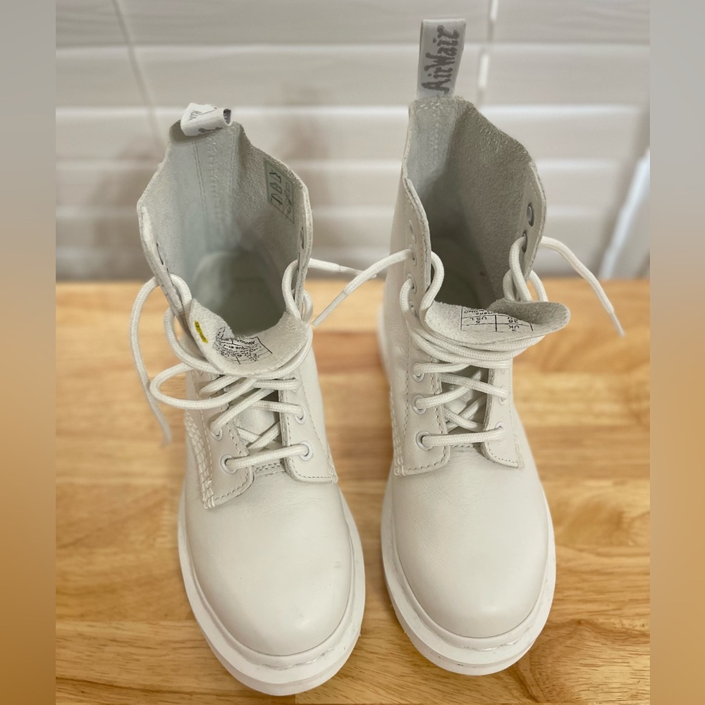 Dr. Martens white leather pascal 1460 - Picture 5 of 9